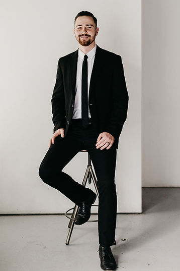 christinakarstphotography_generationyentertainment-72_edited.jpg