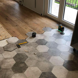 105407239_571193456796236_26031670177040