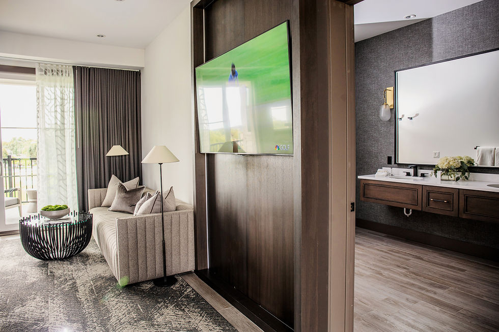 Deluxe Double Queen Suite