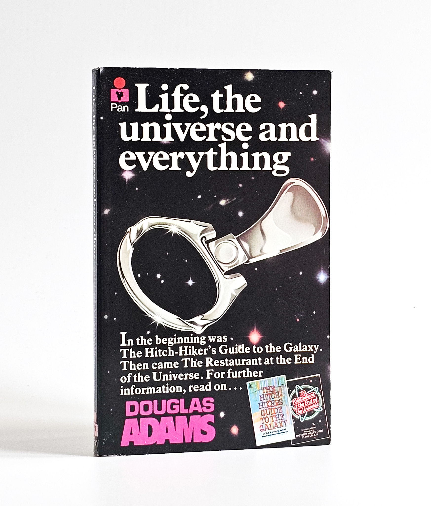 Front cover of the Pan first edition of Life, the Universe and Everything, Douglas Adams, 1982