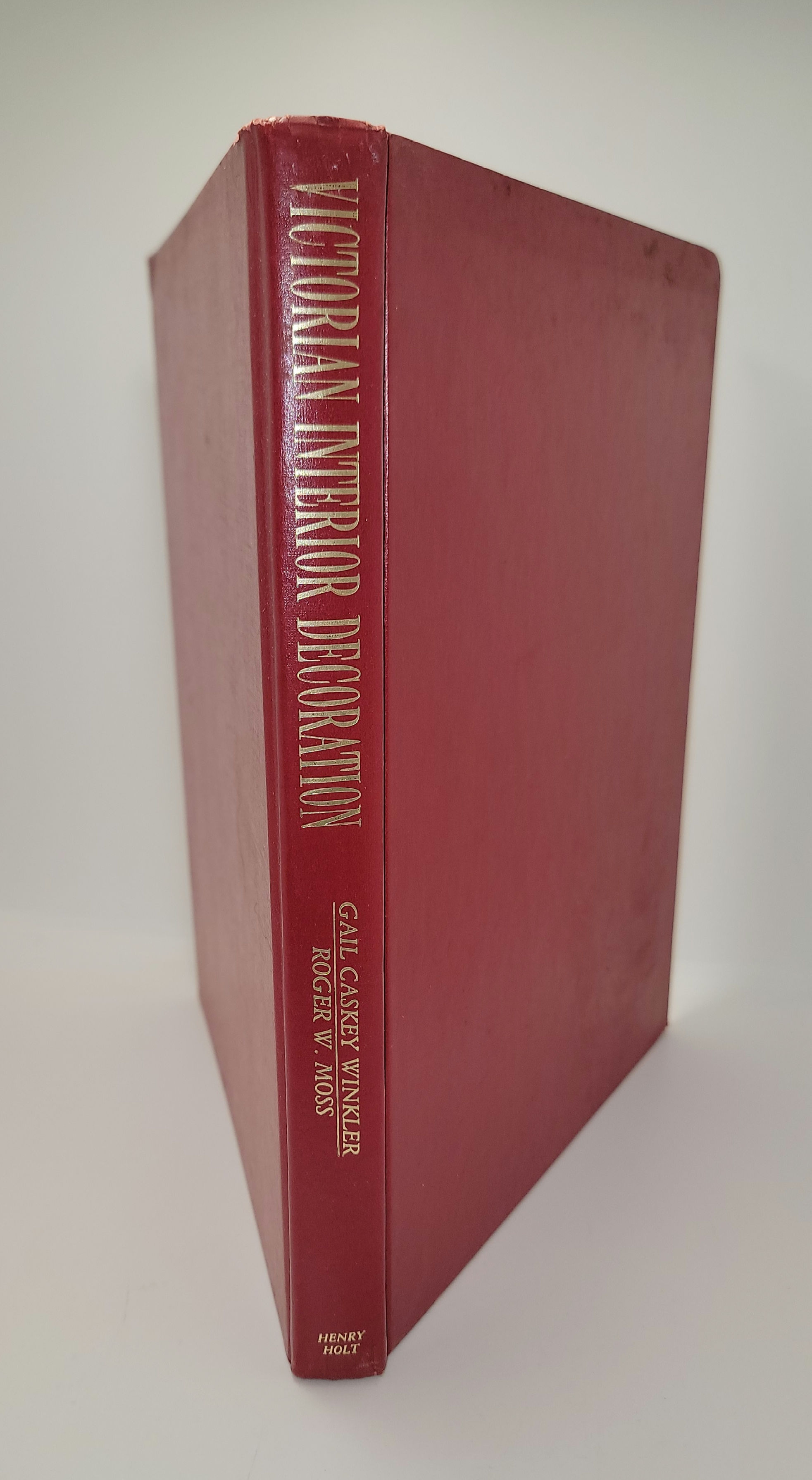 Victorian Interior Decoration: American Interiors by Gail Caskey Winkler 