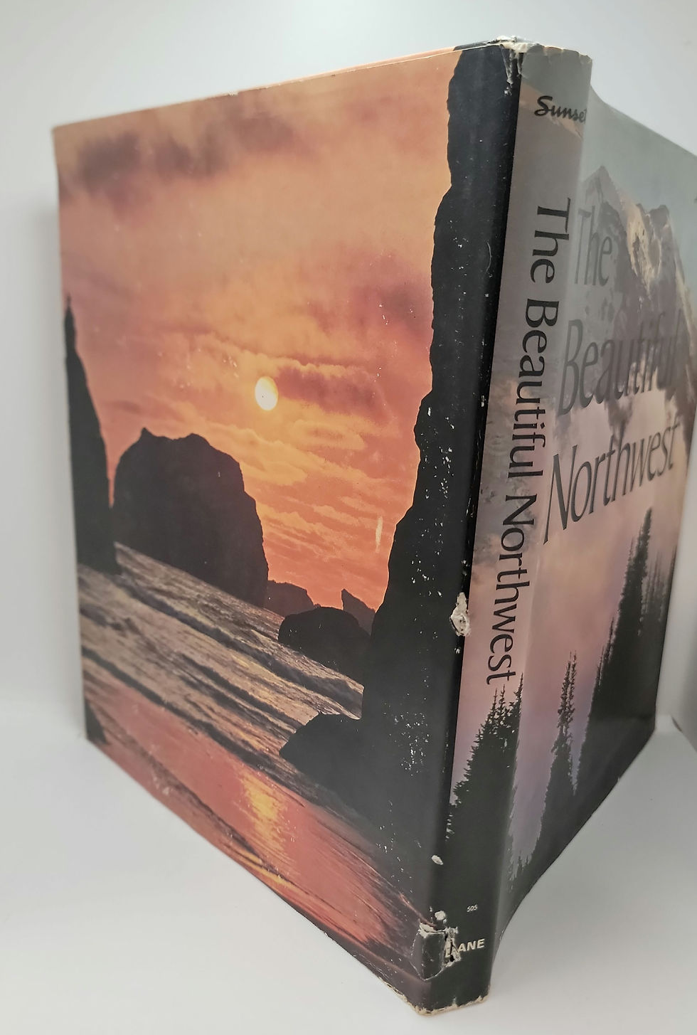 Thumbnail: The Beautiful Northwest by the editors of Sunset Books