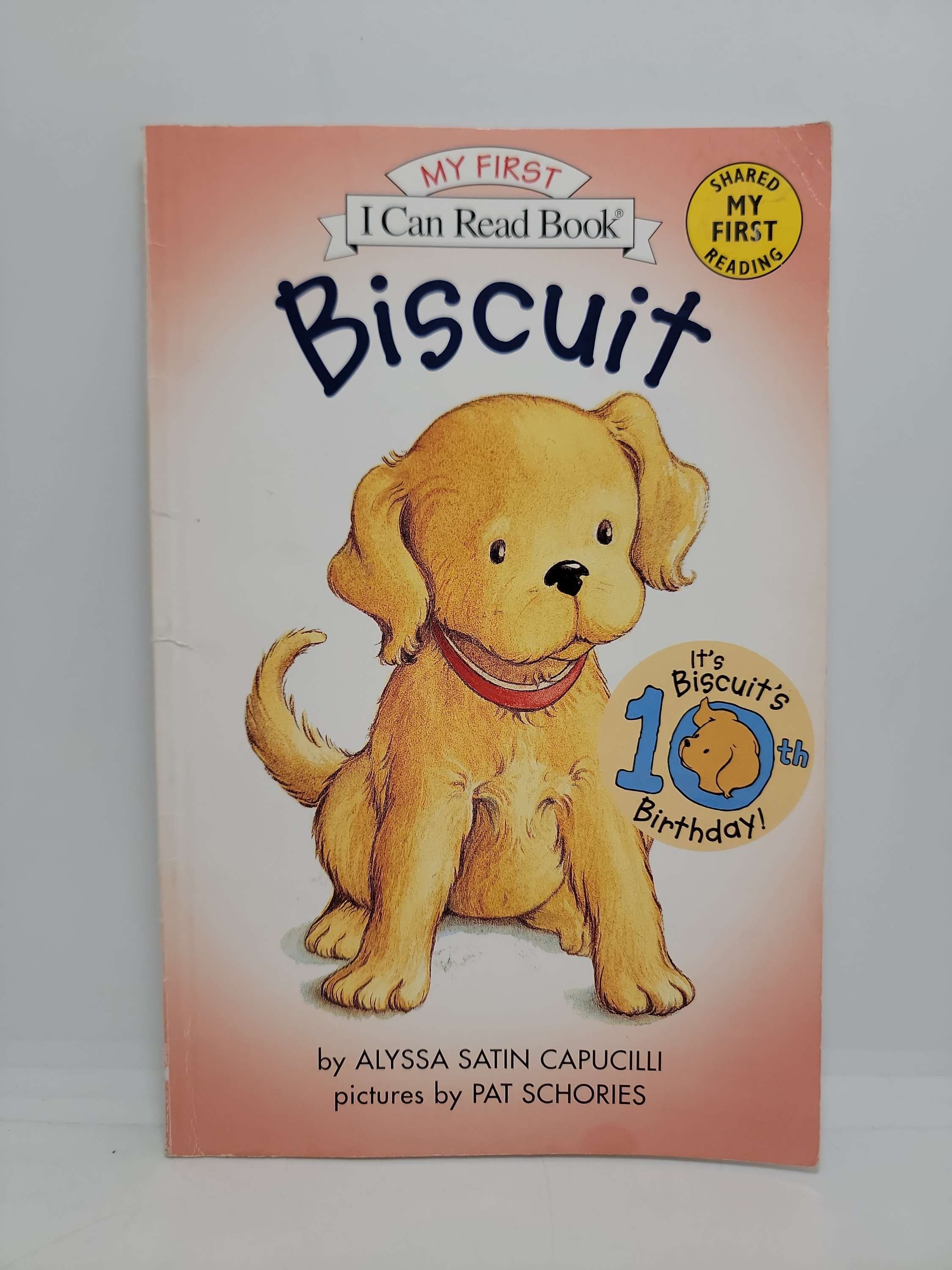 Biscuit by Alyssa Satin Capucilli pictures by Pat Schories (My First I Can Read)