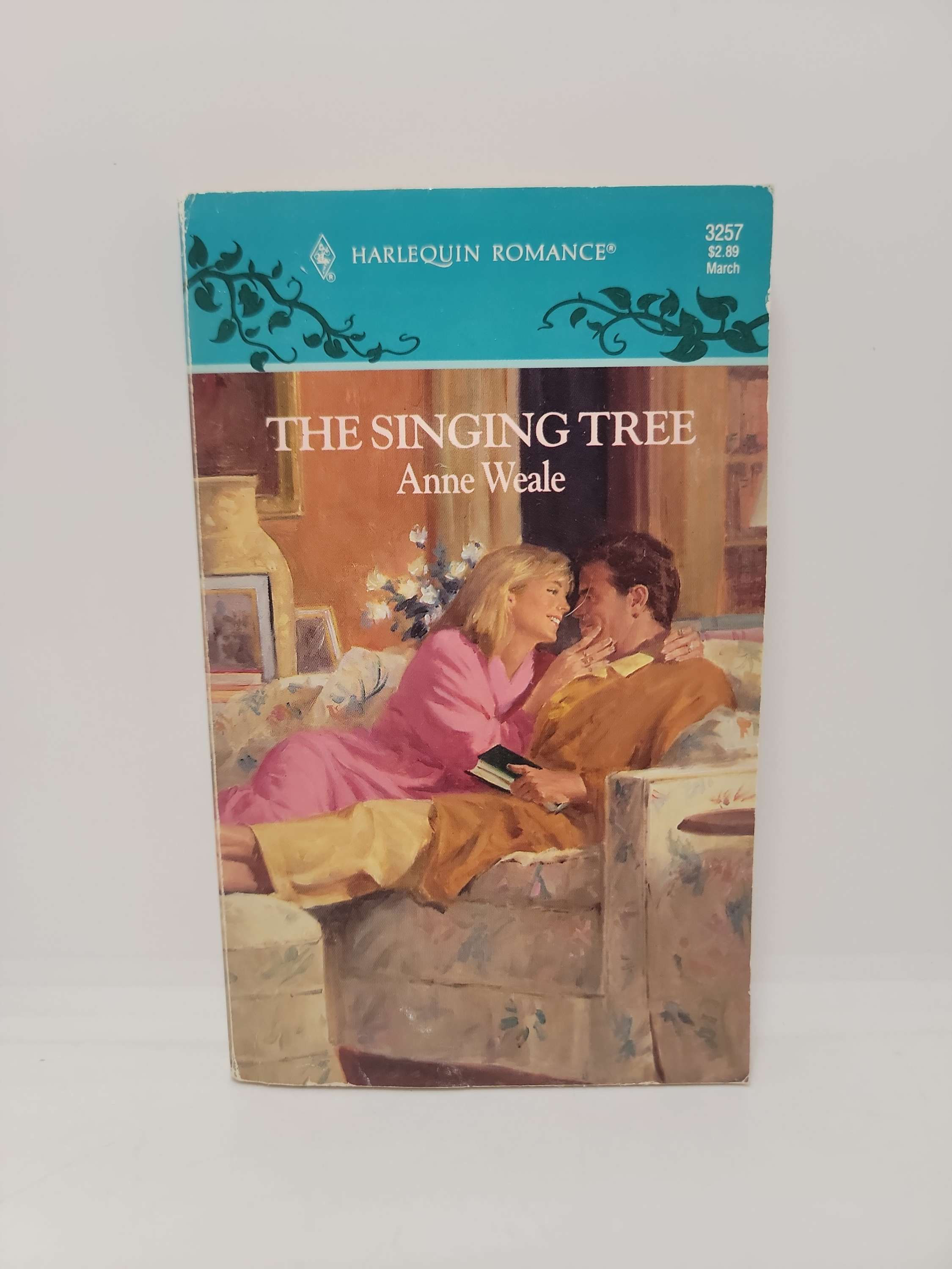 The Singing Tree by Anne Weale