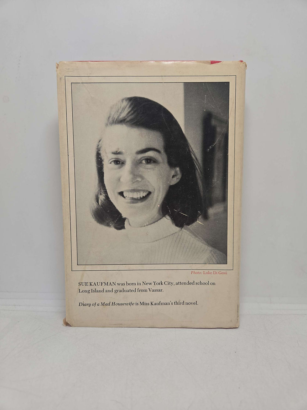Thumbnail: Diary of a Mad Housewife by Sue Kaufman