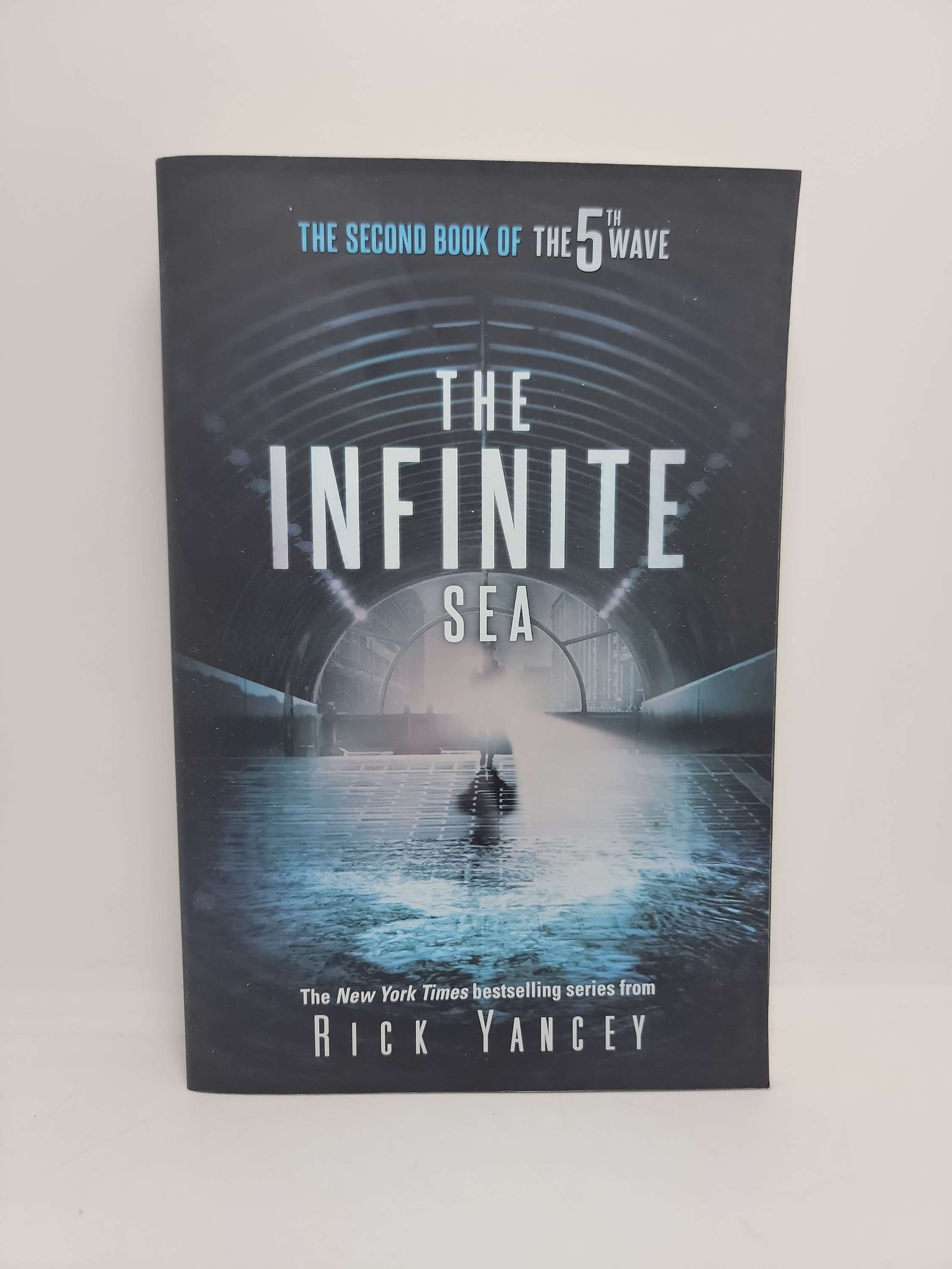 The Infinite Sea by Rick Yancey