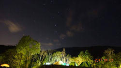 請從第二入口進入