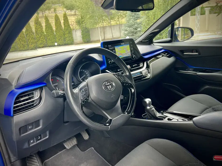 Thumbnail: Toyota C-HR 2021