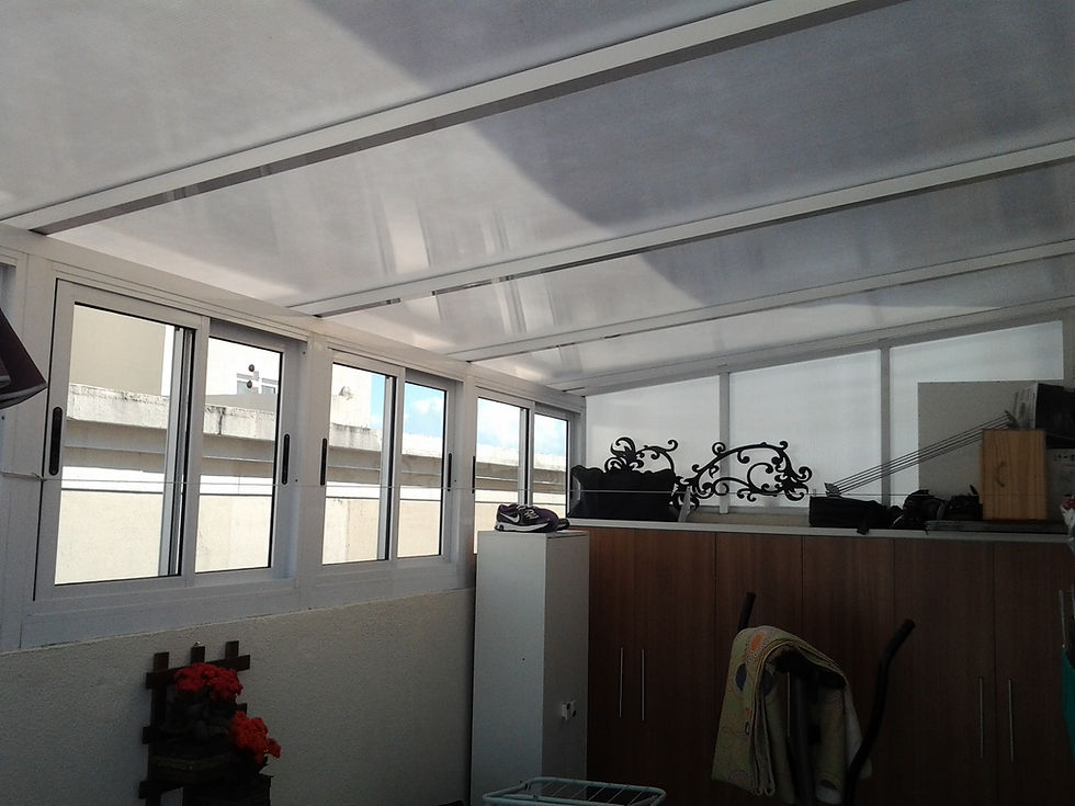 Policarbonato alveolar 6 mm cristal