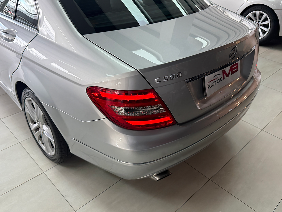 Miniatura: 2014 Mercedes-Benz C200 CGI