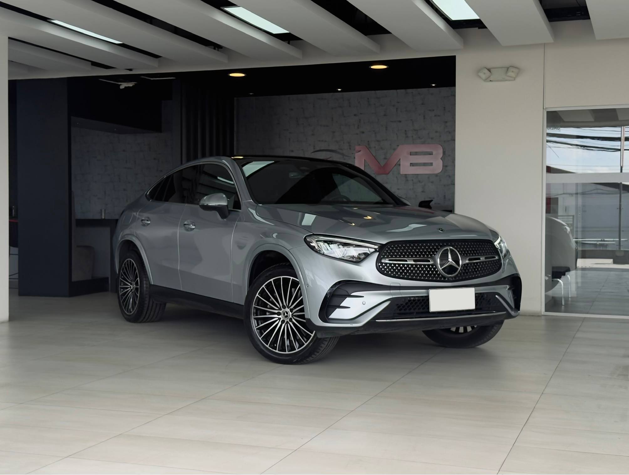 2025 Mercedes Benz GLC 300 AMG Line Plus