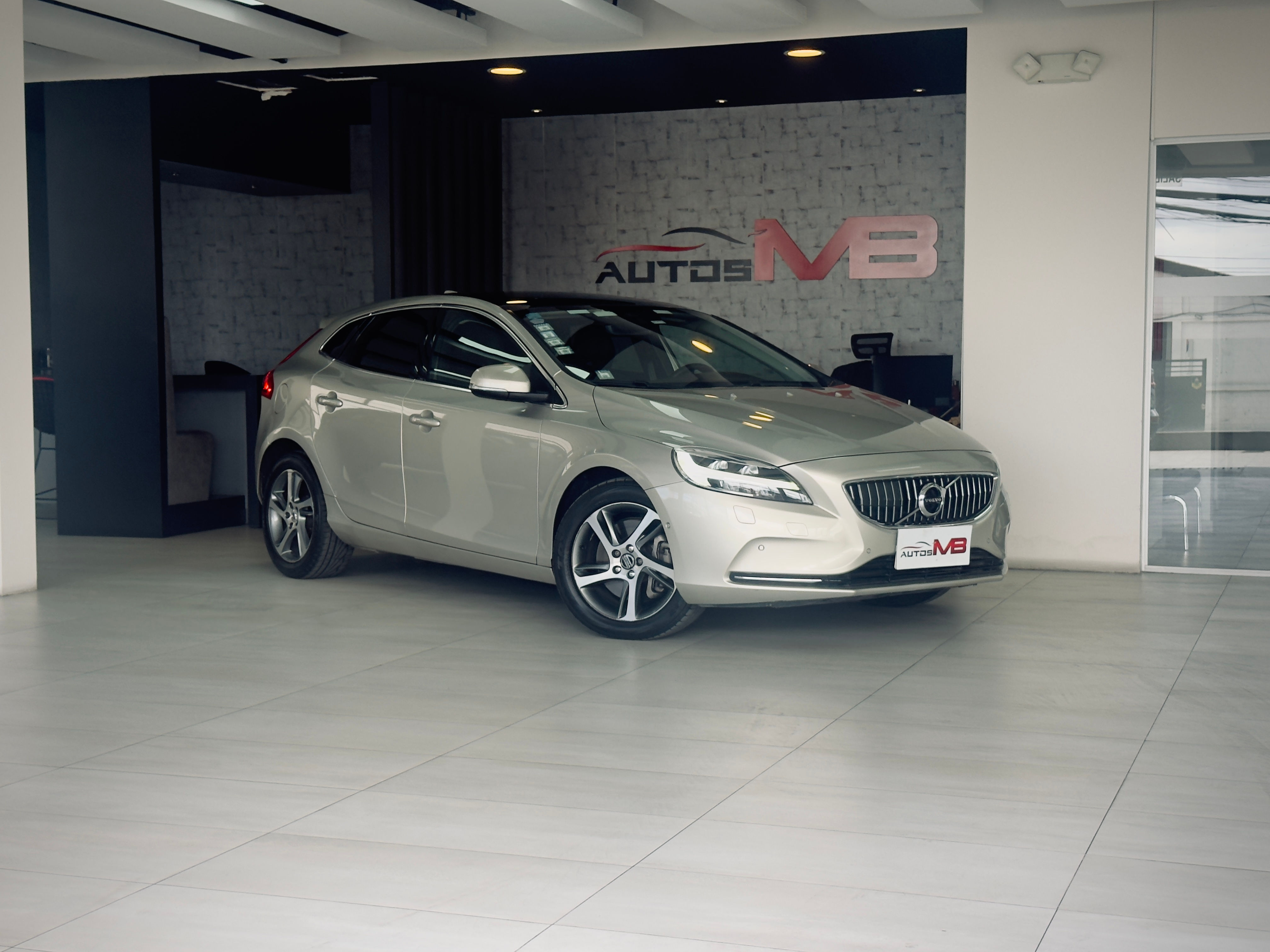 2018 Volvo V40 T5 Inscription