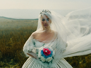 Crítica do filme: O Morro dos Ventos Uivantes (2026) - "Até onde é aceitável deturpar o material original para moldar uma história que você não quer verdadeiramente adaptar?"