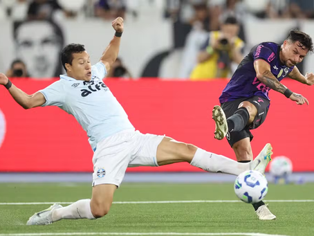 Grêmio perde para o Botafogo e chega a dois meses sem vencer fora de casa