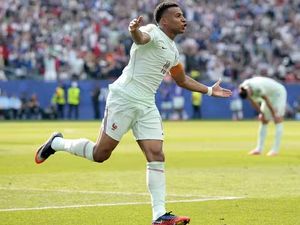 Com dois gols em seis minutos, França elimina Marrocos e avança à semifinal da Copa