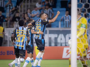 Grêmio vence Confiança e abre vantagem na 5ªfase da Copa do Brasil