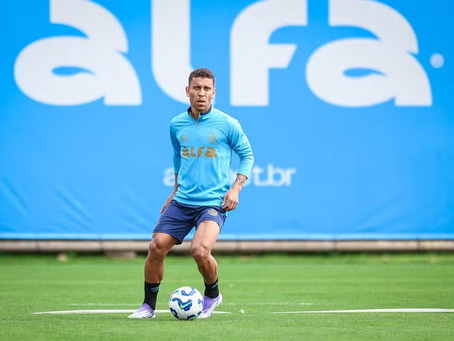 Marcos Rocha volta a treinar e pode reforçar o Grêmio contra o Vasco