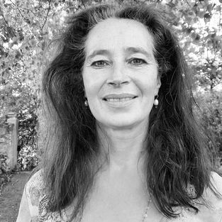 UNSERE REDAKTION: TEIL 2 MIT KARIN BREYER