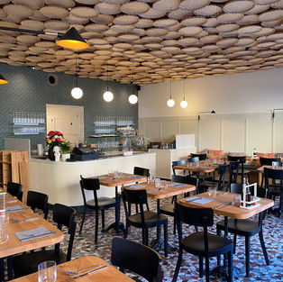 «NÓN LÁ» ERÖFFNET NEUE FILIALE