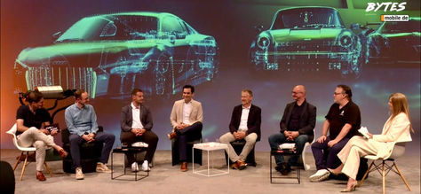 Panel discussion at Cars & Bytes 2024 on AI in the workshop – featuring Philipp Janczewski, Florian Pinger, Dennis Christ, Juan I. Hahn, Ralf Würzburg, Boris Peters, Manfred T. Wölfle and Hannah Bellmann.