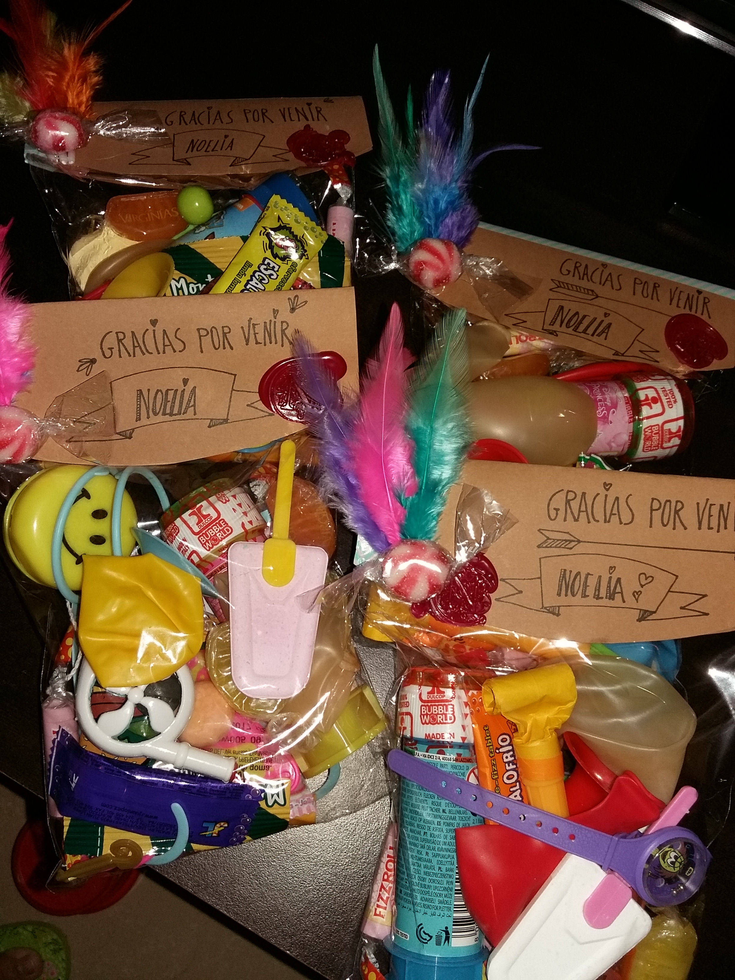 Bolsas de regalo a invitados personalizadas