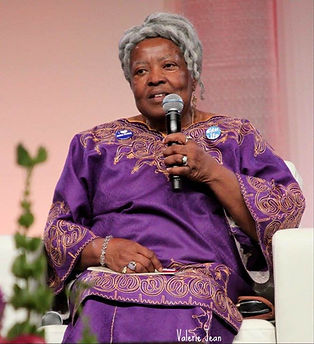 fc7fc57ef8bded9b03d77e7b5ed15b9c.MamaLila-WomensConvention.jpg