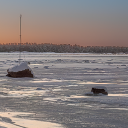 Elevating Snow Photography: Novice to Pro with Tips for Stunning Winter Landscapes
