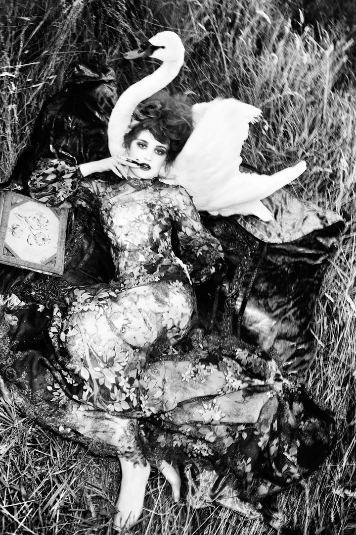 ELLEN VON UNWERTH, VOGUE ITALY.webp