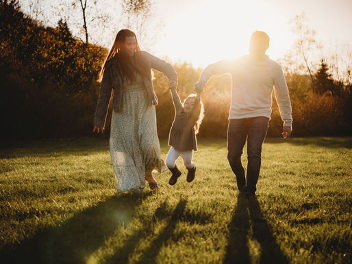 FAQ: When Should I Book My Family Photos?