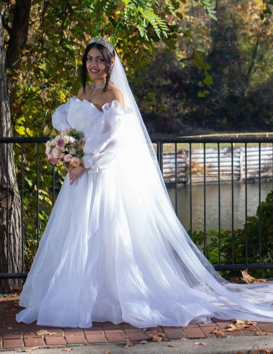Thumbnail: Simple Boat Neck Detachable Puff Sleeve Zipper Pleats A-Line Wedding