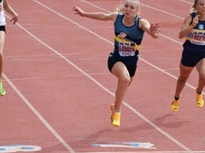 Fochies Skitter by NW-Kampioenskappe: Medaljes Reën vir die Blougolf