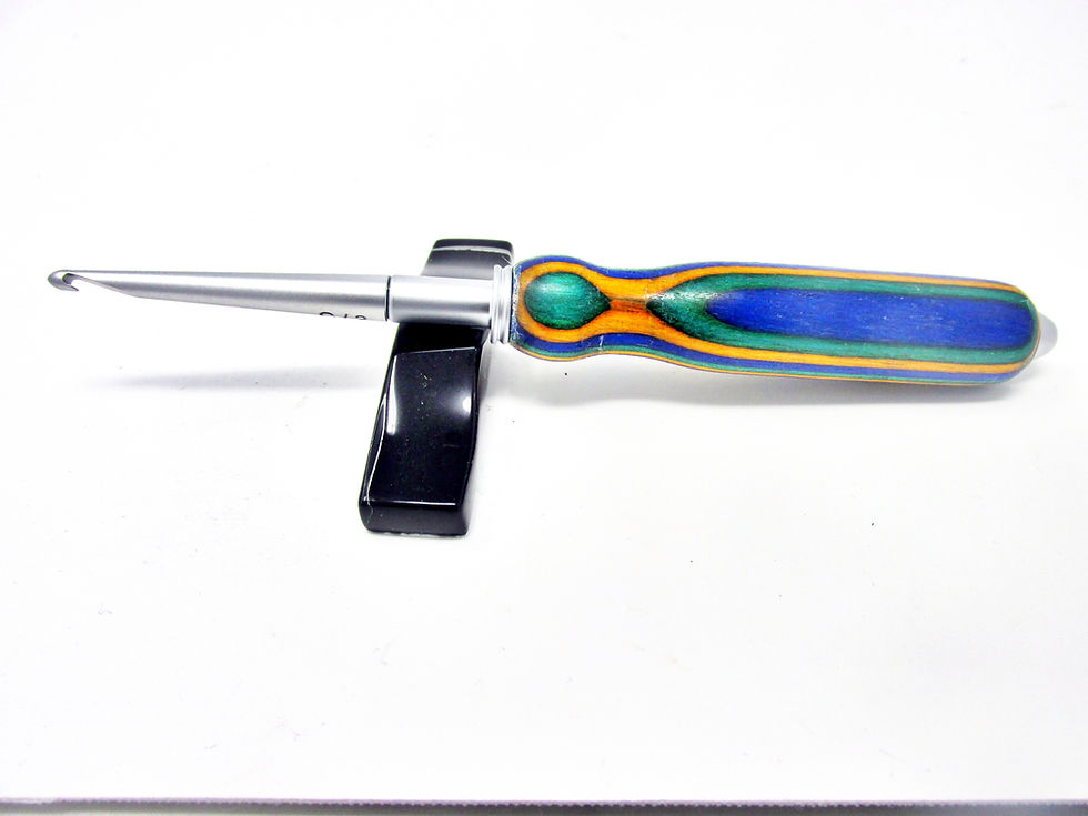 Handmade Flowerwood 18 Crochet Hook with Satin Plating