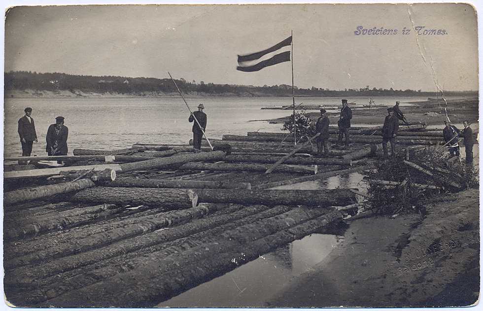 Daugavas muzejs sveic Latvijas Republikas proklamēšanas 107. gadadienā