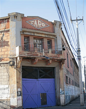 Edificio Faro Pimentón_edited.jpg