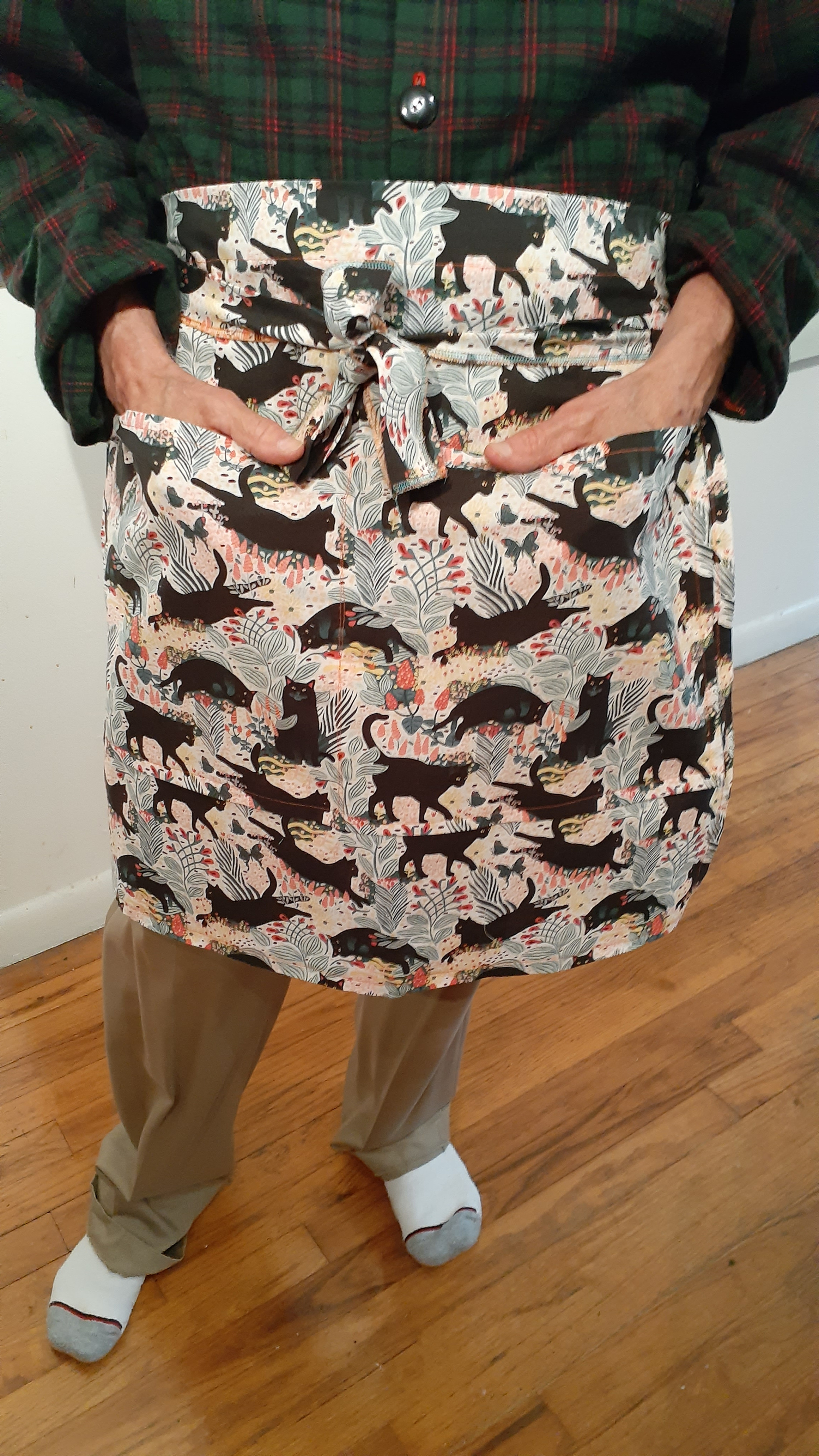 Cool Cat in the Kitchen apron