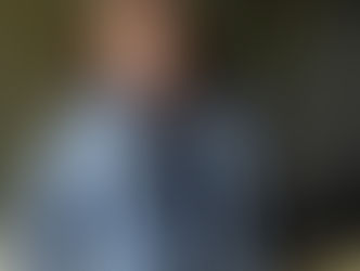 Chi c'è Dietro ? - Annamaria Piccione