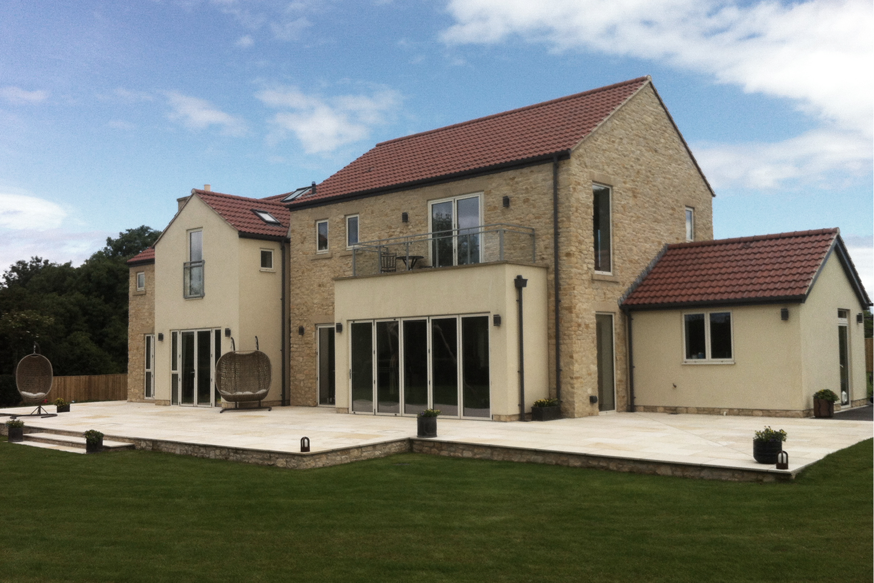 Richard Eves Architects LLP — PROJECTS