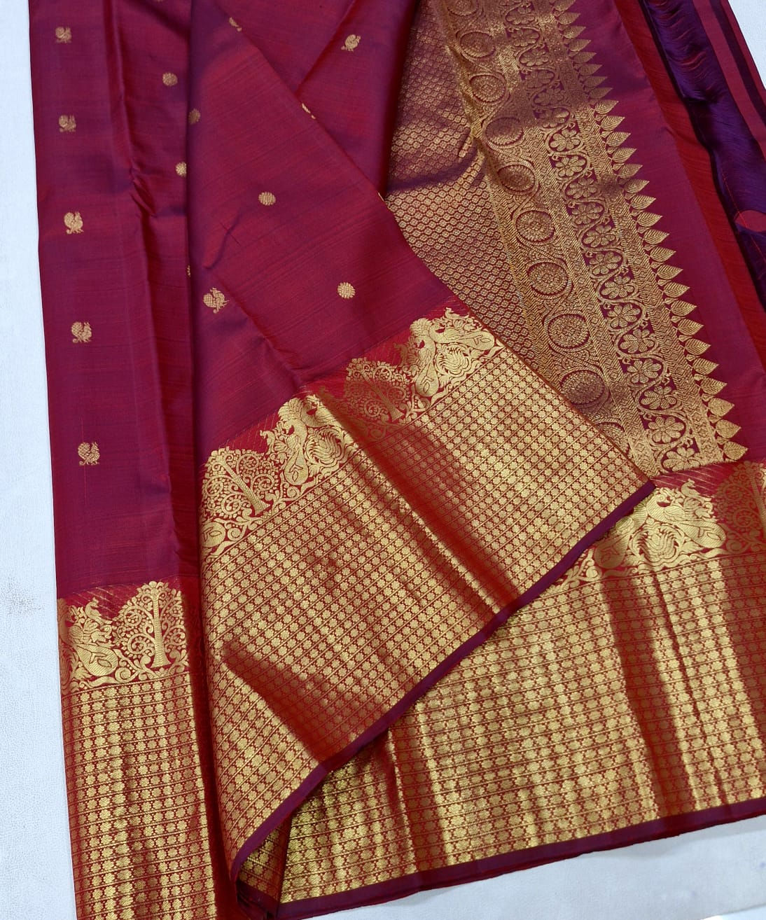 Golden maroon colour Kanchipuram pure silk saree