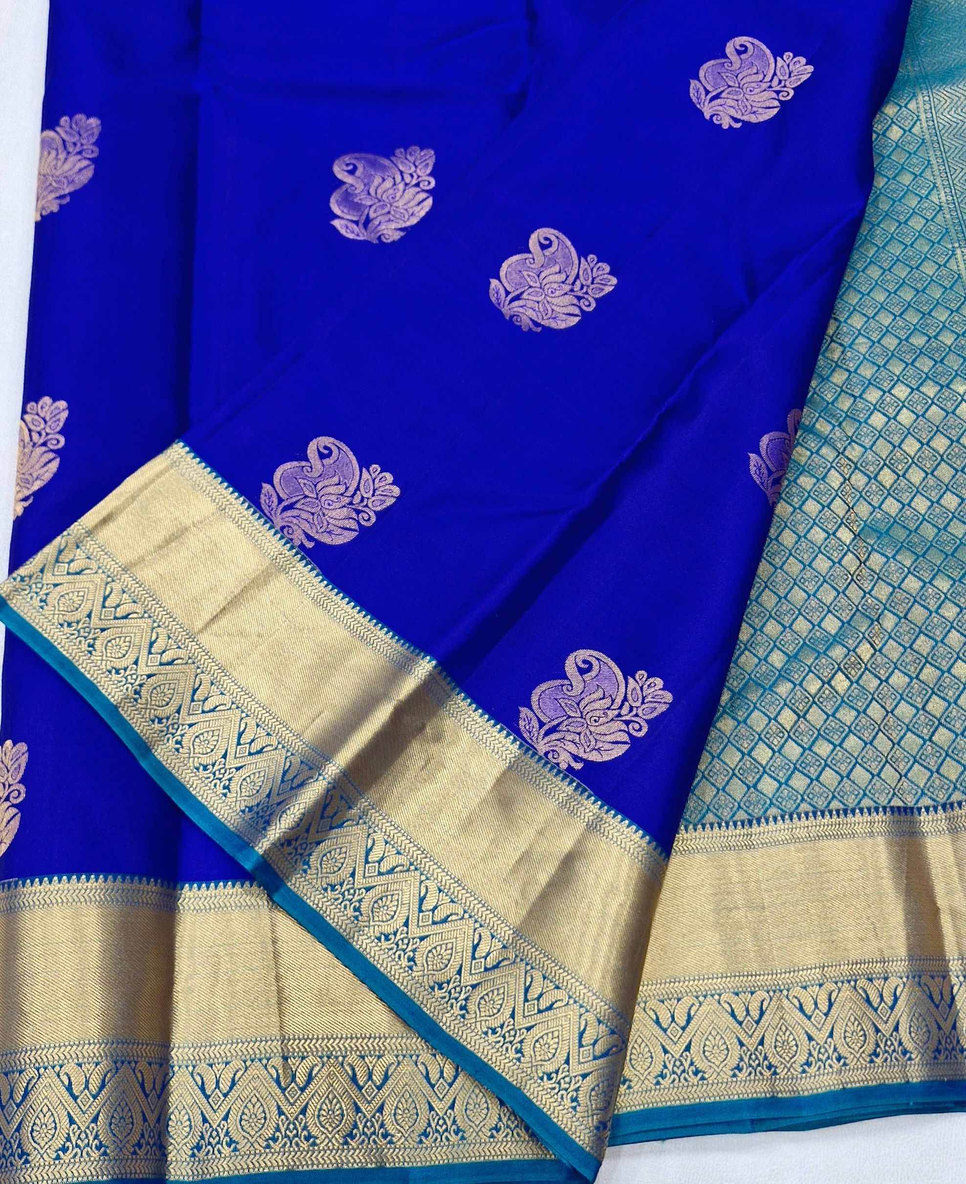 Rama green colour with royal blue colour Kanchipuram pure silk saree