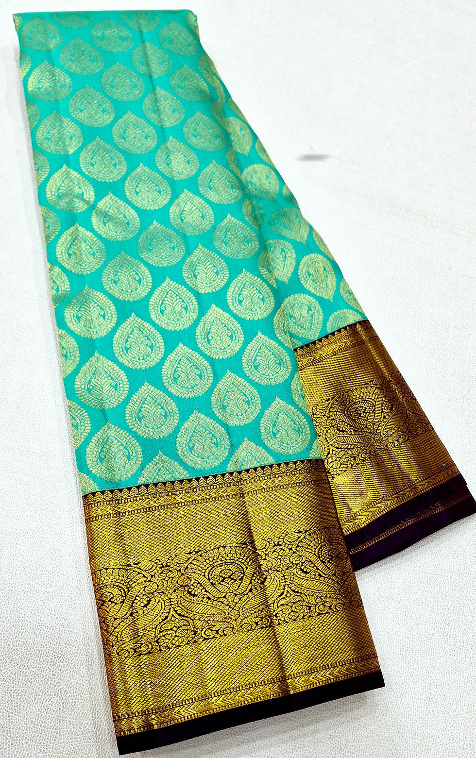 Thumbnail: D purple colour with rexona green colour Kanchipuram pure silk bridal saree 