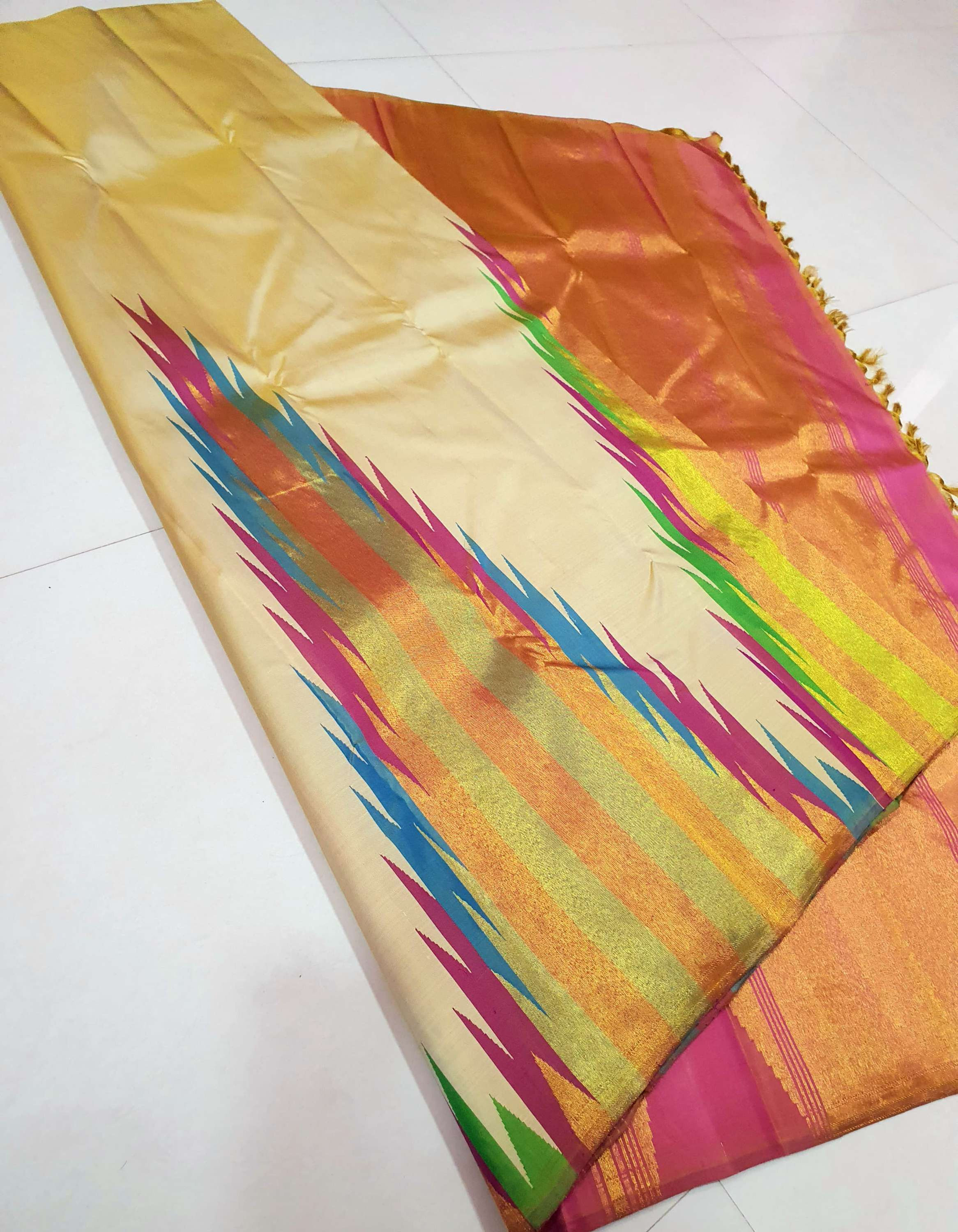 Pink colour with golden cream colour Kanchipuram pure silk saree