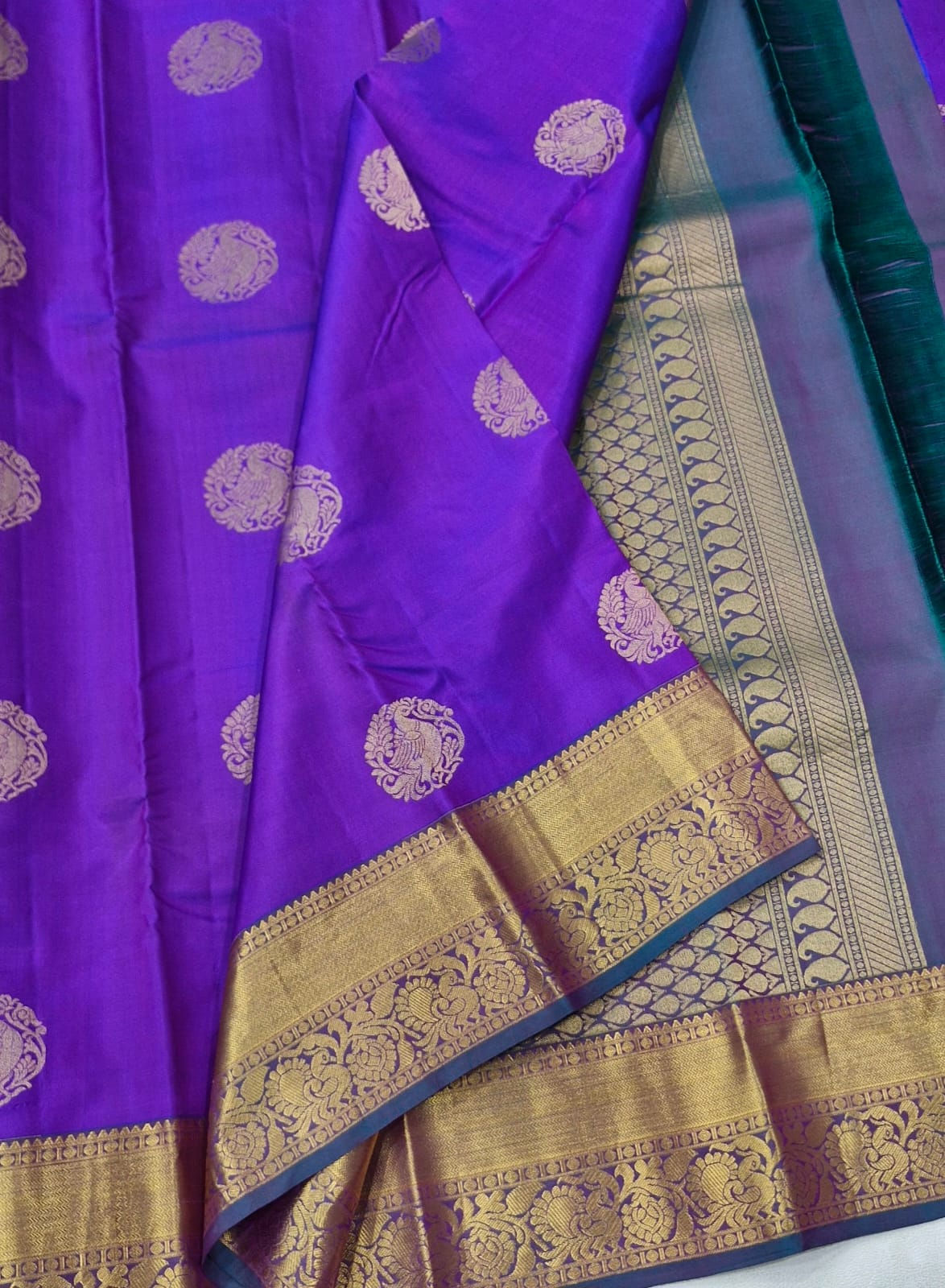 Peacock green colour with vadamali colour Kanchipuram pure silk saree