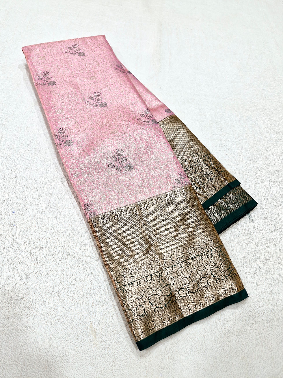 Thumbnail: Green colour with baby pink colour Kanchipuram pattu saree 