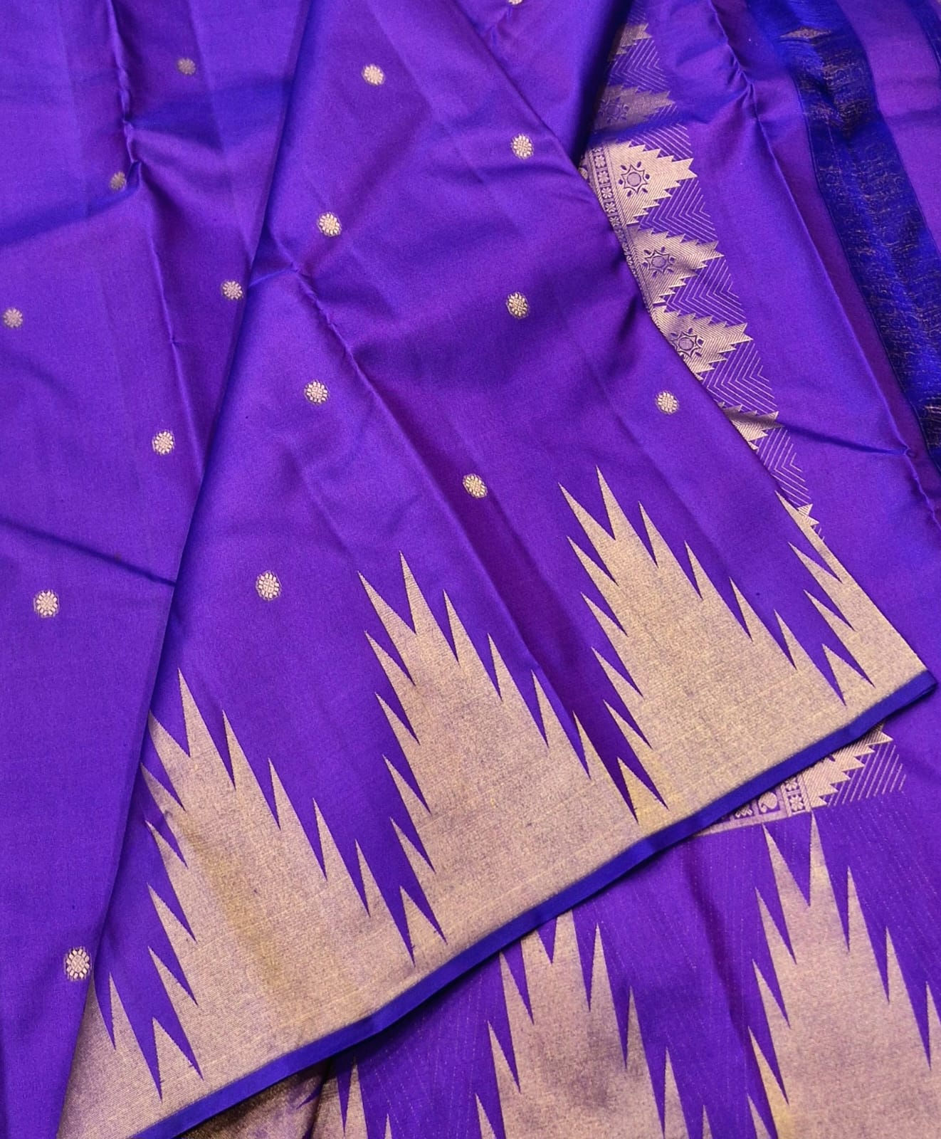 Meenakshi colour Kanchipuram pure silk Temple border design