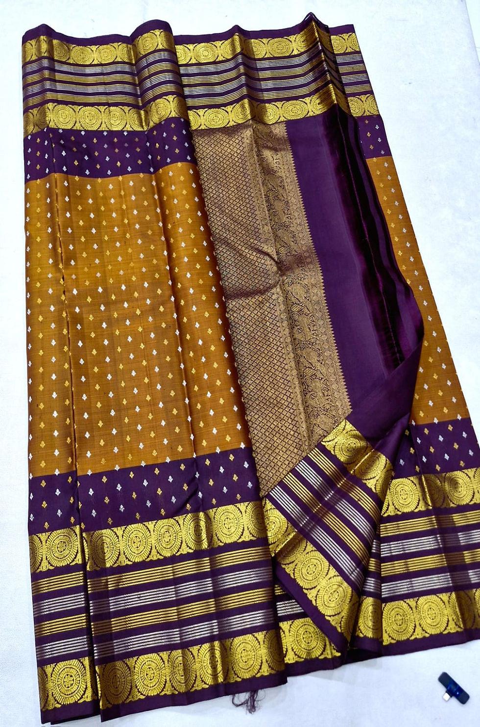 Thumbnail: D brown with honey colour Kanchipuram pure silk saree 