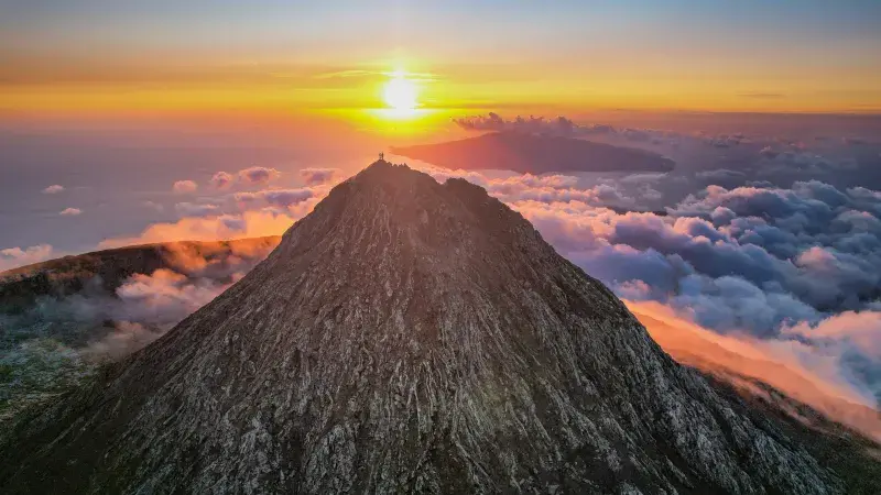 Mount-Pico-Sunset-Climb-image-1.webp
