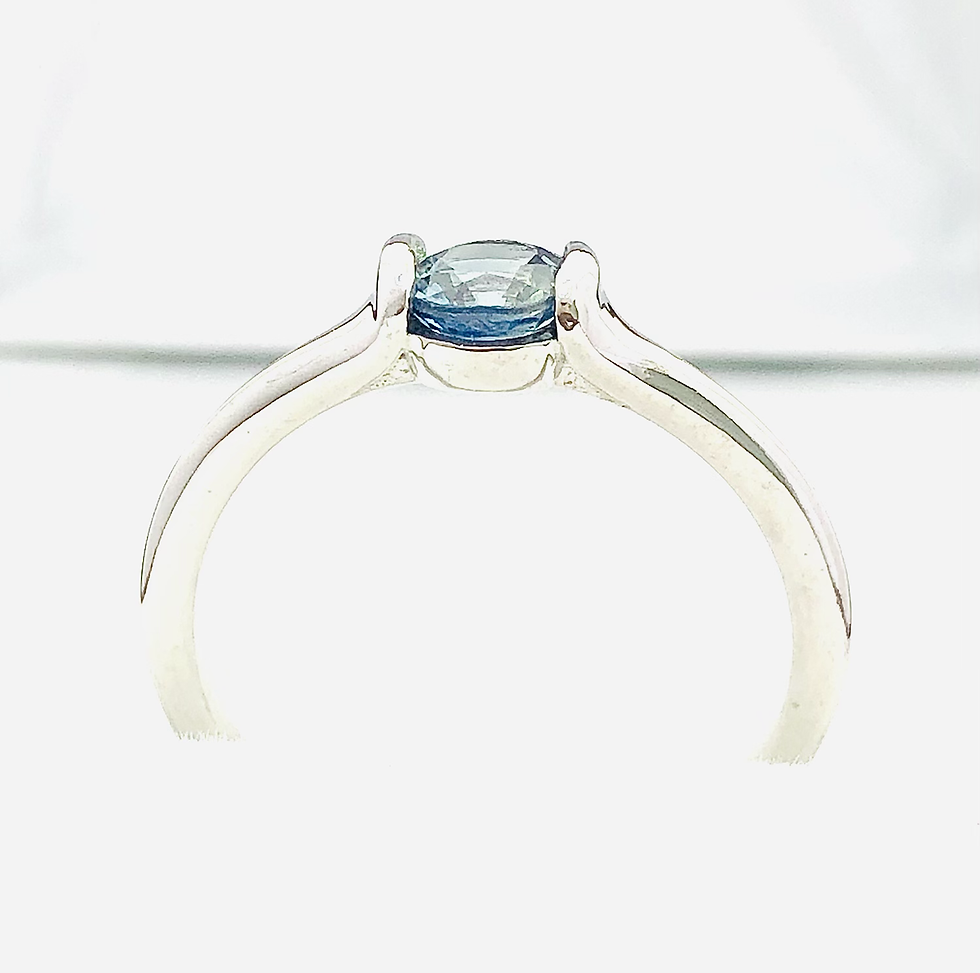 Thumbnail: Natural Solitaire Blue Topaz / Sapphire Sterling Silver Ring (ZFR_0021)