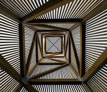 Sunrise from Below Arquitetura