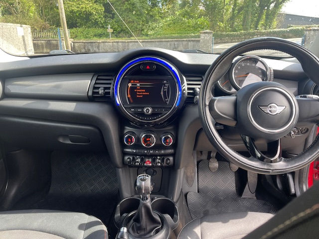 Thumbnail: 2016 Mini Hatch Cooper D