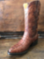 caiman tail oval honey